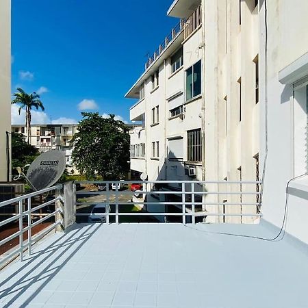 Le Sunshine - Au Coeur Du Centre Ville De Pointe- A- Pitre - Proche De Tout Avec Sa Grande Terrasse Ensoleillee Екстериор снимка